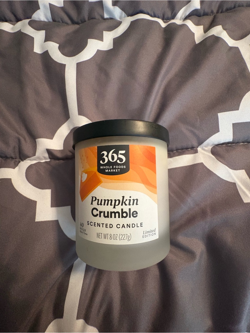 365 Pumpkin Crumble Scented Candle — White & Orange
